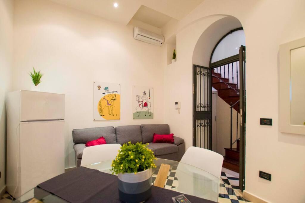 In Center Benni Apartamento Palermo Exterior foto
