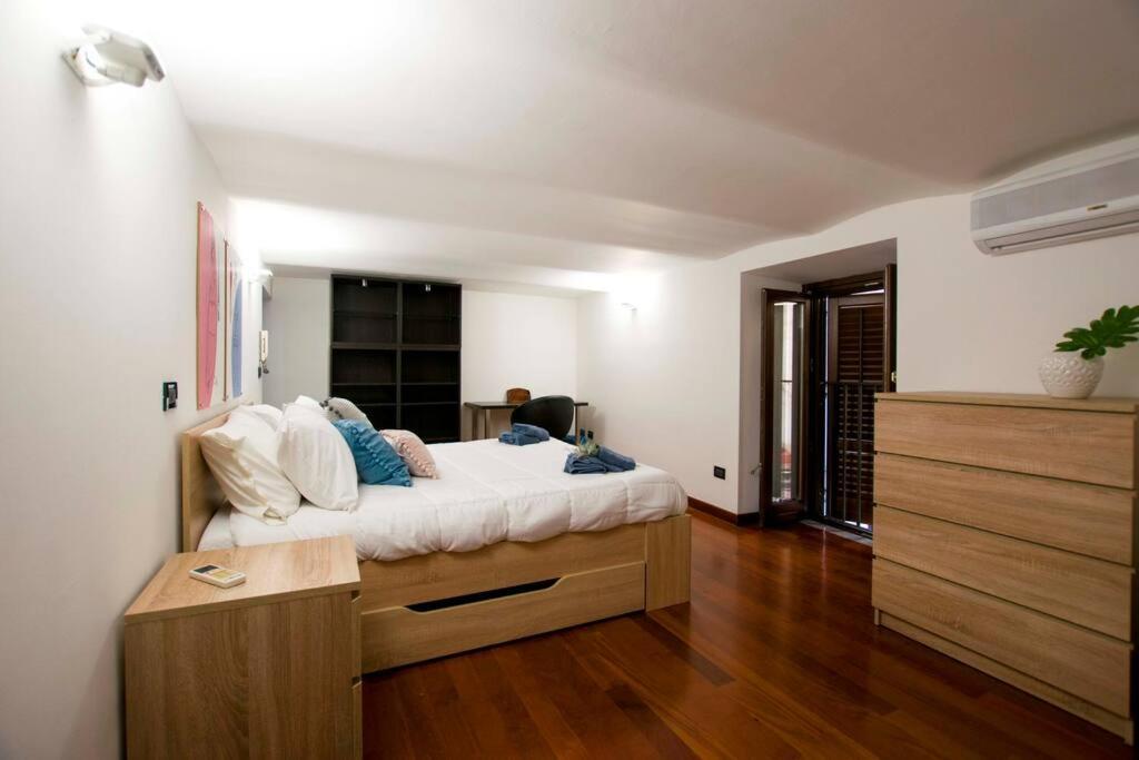 In Center Benni Apartamento Palermo Exterior foto